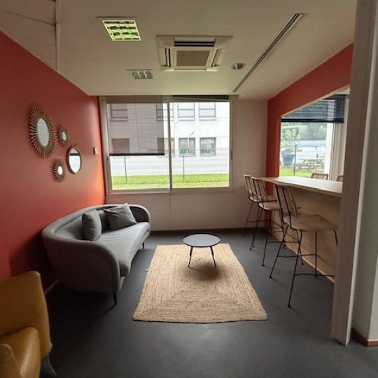  AIC IMMOBILIER : Commercial | PAU (64000) | 18 m2 | 400 € 