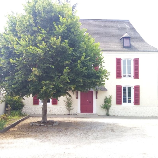 AIC IMMOBILIER : Maison / Villa | LESCAR (64230) | 132.00m2 | 990 € 
