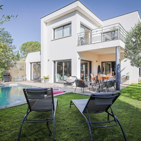  AIC IMMOBILIER : Maison / Villa | PAU (64000) | 160 m2 | 680 000 € 