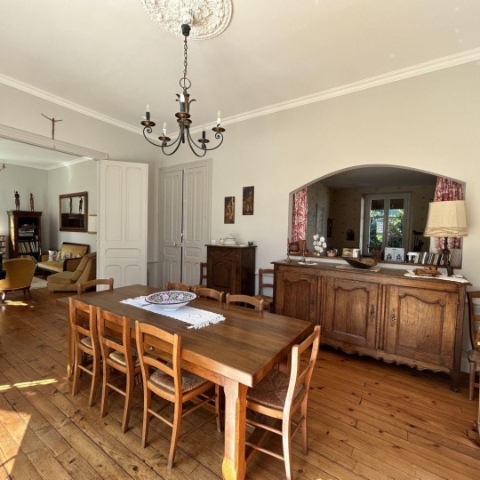  AIC IMMOBILIER : House | PAU (64000) | 277 m2 | 680 000 € 