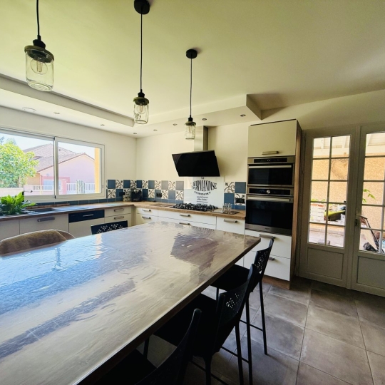  AIC IMMOBILIER : House | PAU (64000) | 140 m2 | 449 000 € 