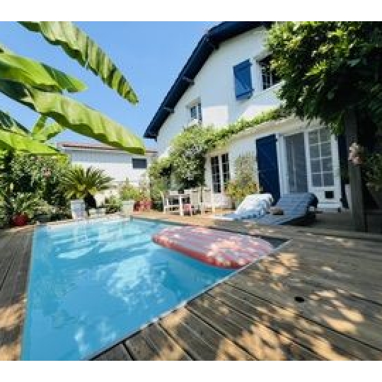 AIC IMMOBILIER : Maison / Villa | BIARRITZ (64200) | 185.00m2 | 1 330 000 € 