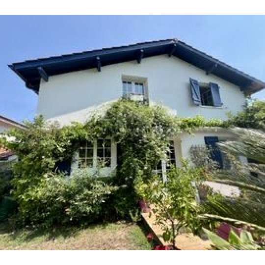  AIC IMMOBILIER : Maison / Villa | BIARRITZ (64200) | 185 m2 | 1 330 000 &euro; 