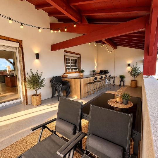  AIC IMMOBILIER : Maison / Villa | BASSUSSARRY (64200) | 161 m2 | 945 000 &euro; 