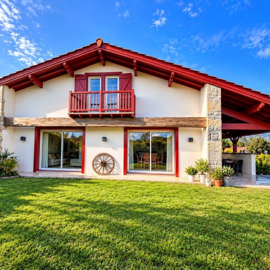AIC IMMOBILIER : Maison / Villa | BASSUSSARRY (64200) | 161.00m2 | 945 000 € 