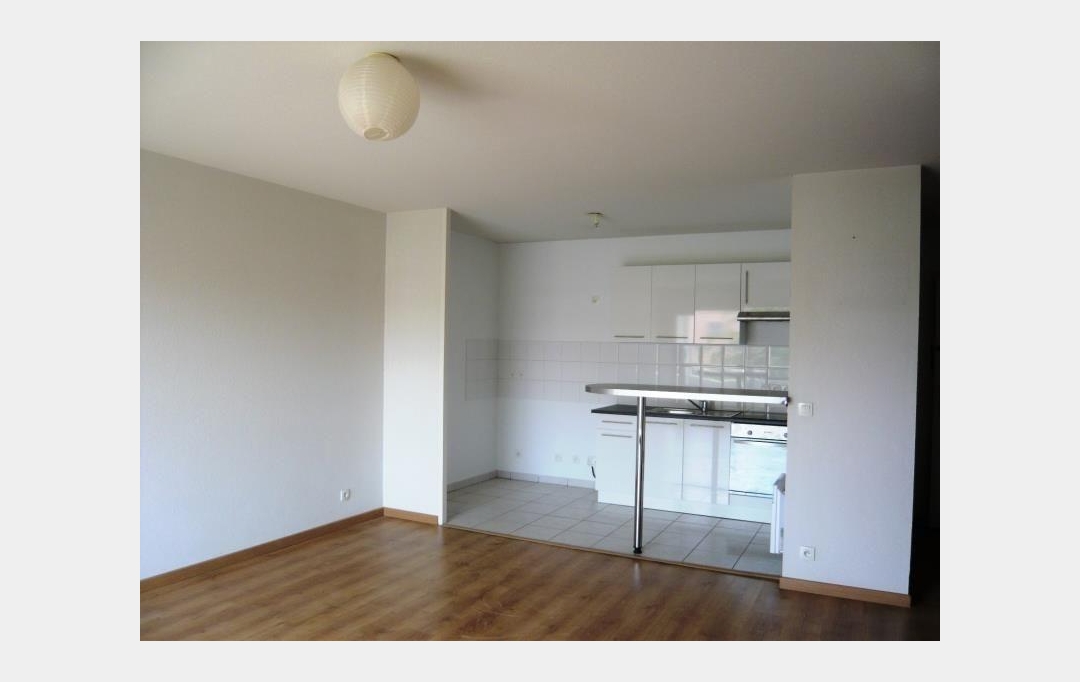 AIC IMMOBILIER : Appartement | LONS (64140) | 45 m2 | 519 € 