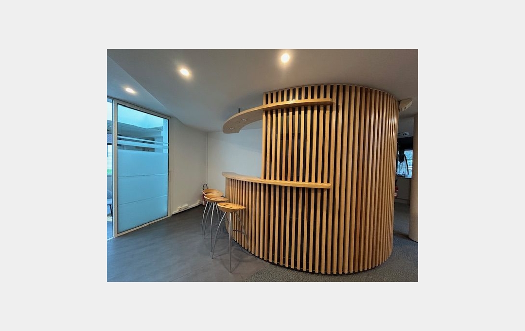 AIC IMMOBILIER : Commercial | PAU (64000) | 18 m2 | 400 € 
