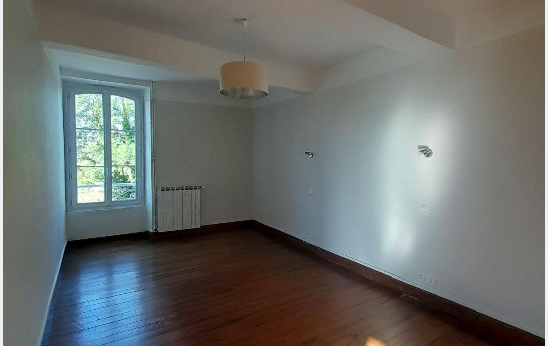 AIC IMMOBILIER : Maison / Villa | LESCAR (64230) | 132 m2 | 990 € 