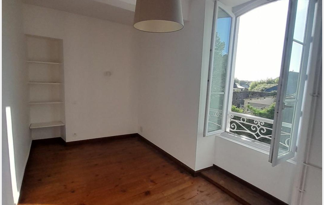AIC IMMOBILIER : Maison / Villa | LESCAR (64230) | 132 m2 | 990 € 
