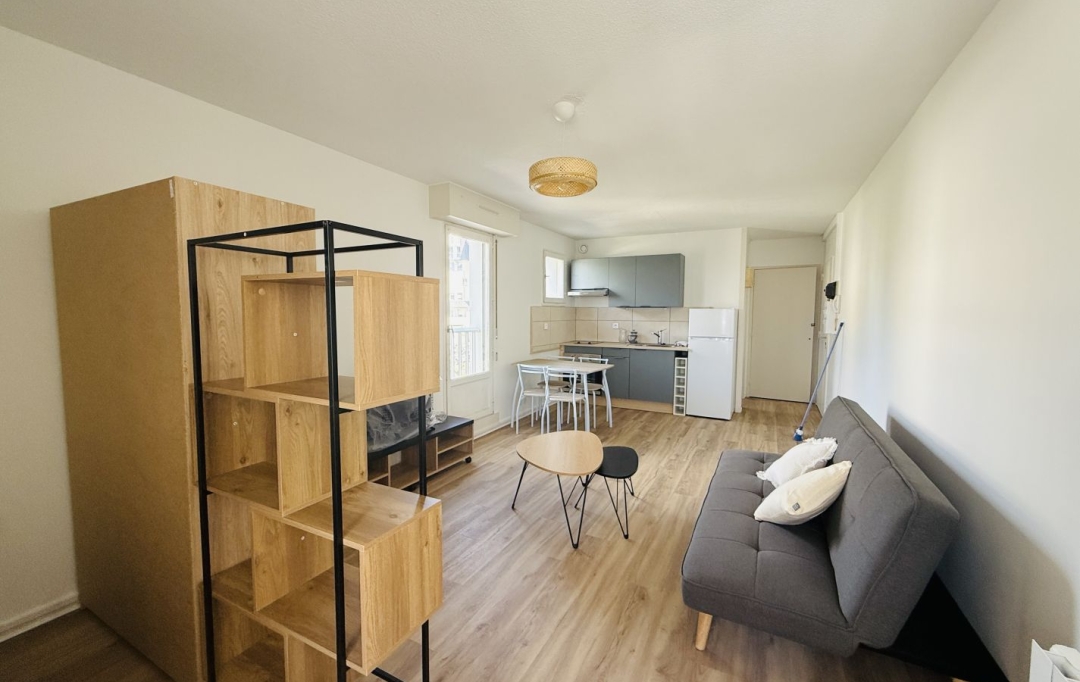 AIC IMMOBILIER : Appartement | PAU (64000) | 32 m2 | 650 &euro; 