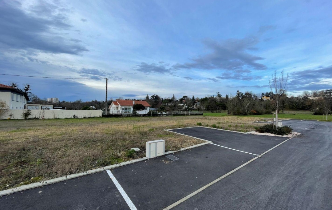 AIC IMMOBILIER : Terrain | PAU (64000) | 500 m2 | 105 000 € 