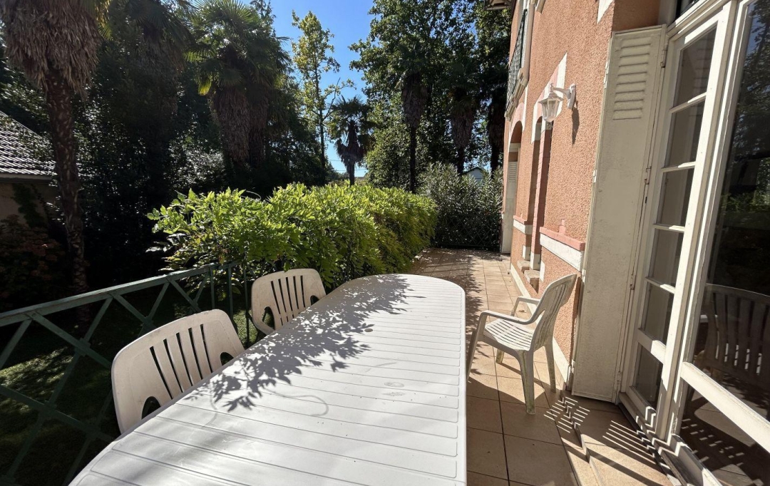 ACCESS IMMOBILIER : House | PAU (64000) | 277 m2 | 680 000 € 