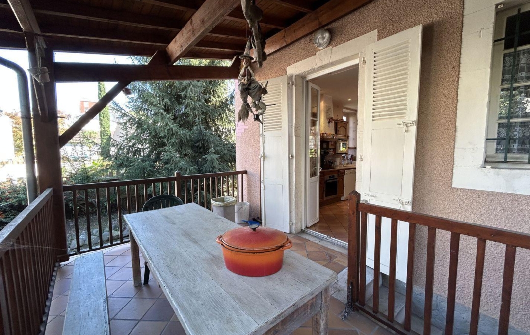 ACCESS IMMOBILIER : House | PAU (64000) | 277 m2 | 680 000 € 