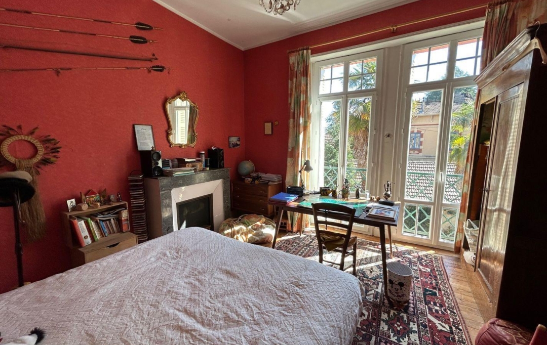 AIC IMMOBILIER : House | PAU (64000) | 277 m2 | 680 000 € 