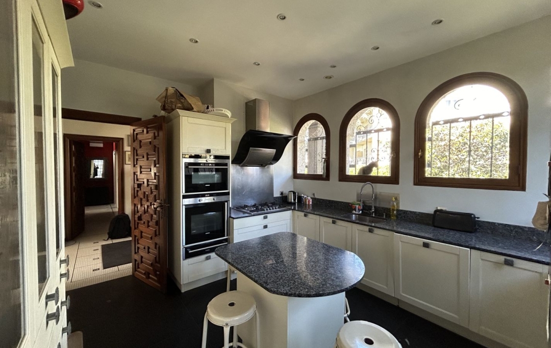 AIC IMMOBILIER : Maison / Villa | BILLERE (64140) | 205 m2 | 575 000 € 