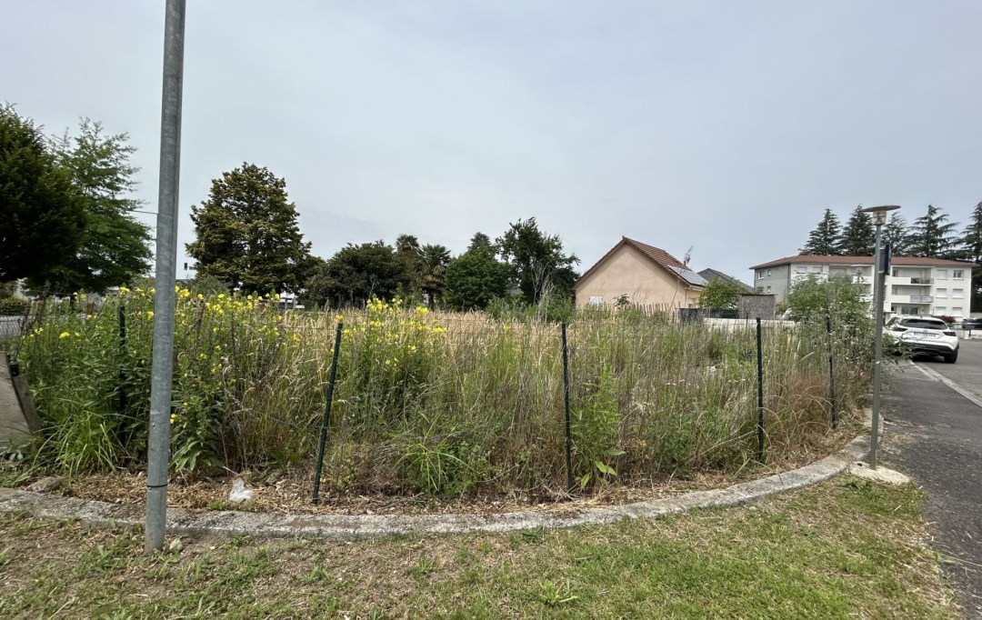 AIC IMMOBILIER : Terrain | BORDES (64510) | 398 m2 | 49 000 € 