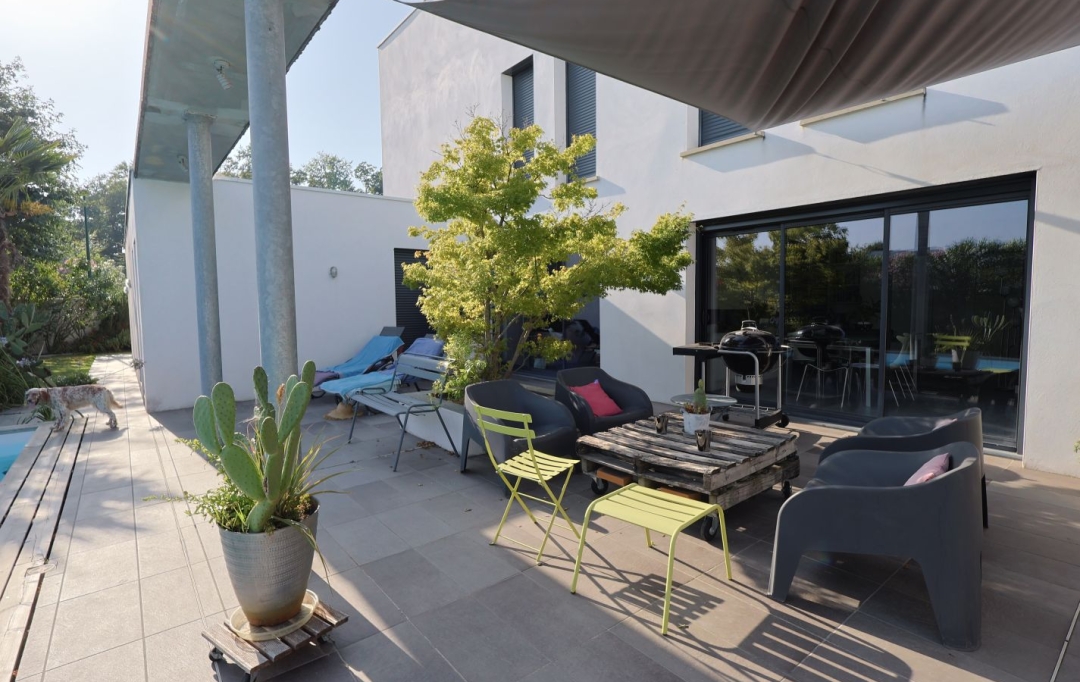 AIC IMMOBILIER : Maison / Villa | IDRON (64320) | 191 m2 | 840 000 € 
