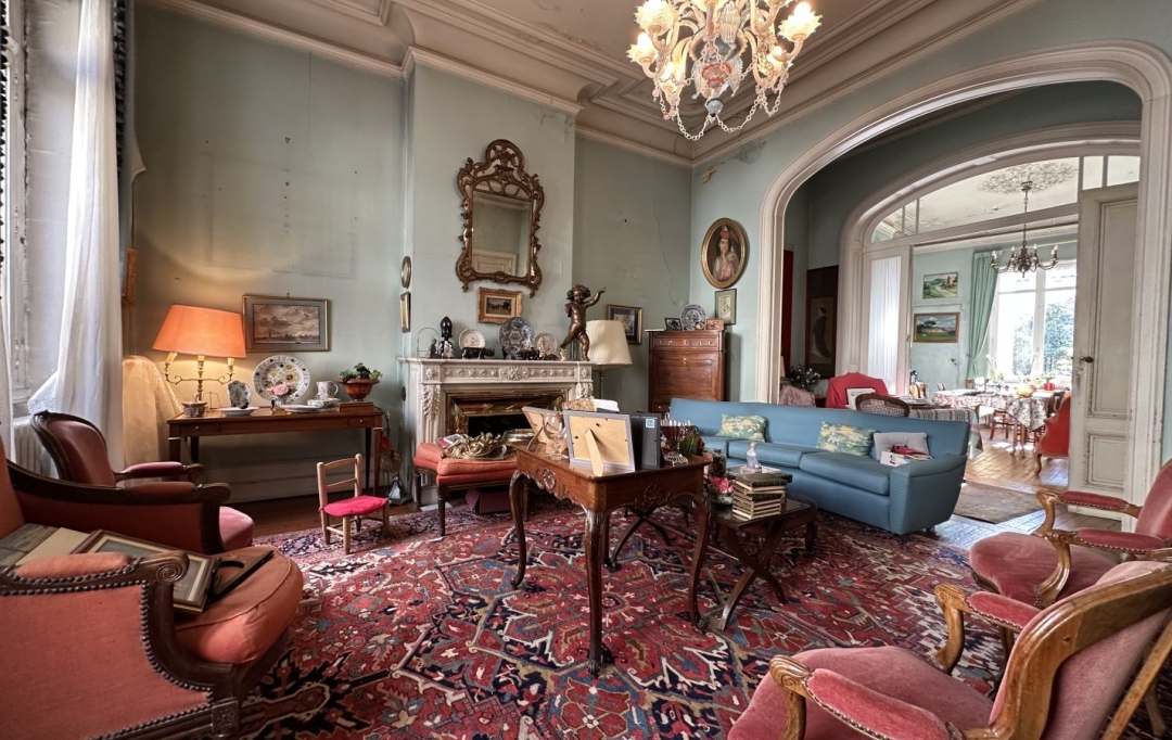 AIC IMMOBILIER : Maison / Villa | BORDEAUX (33000) | 250 m2 | 960 000 € 