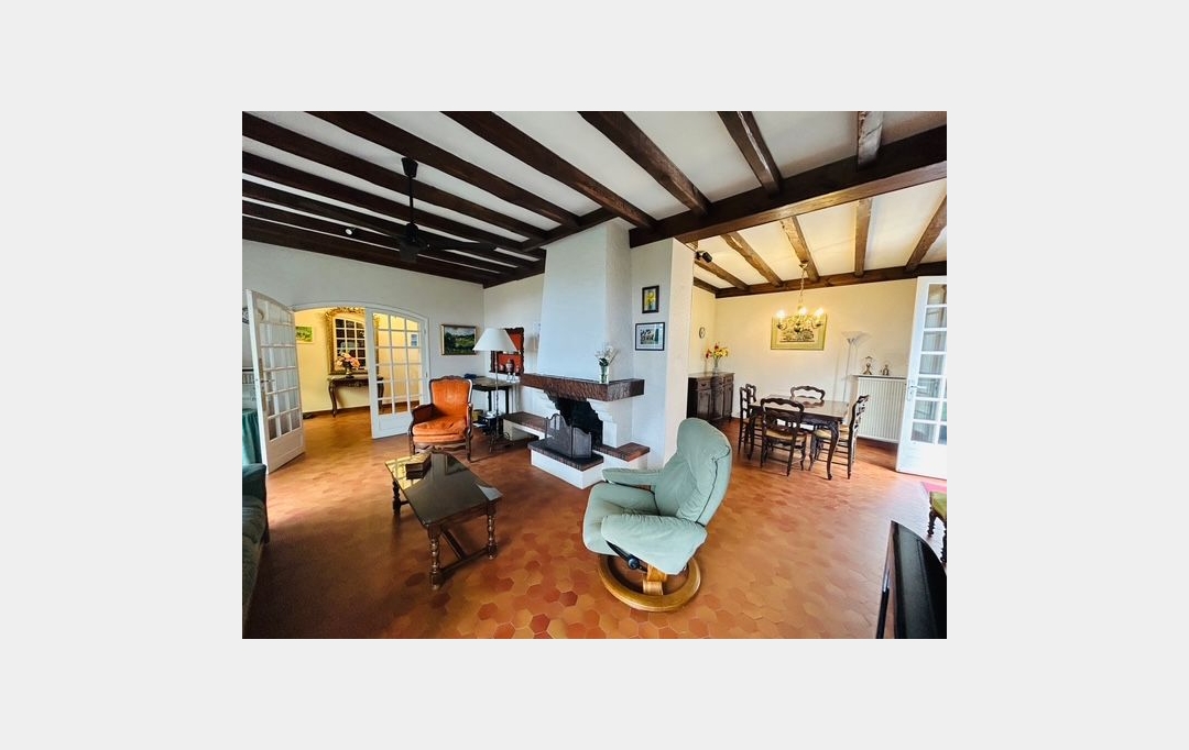 AIC IMMOBILIER : Maison / Villa | SERRES-MORLAAS (64160) | 136 m2 | 392 000 € 