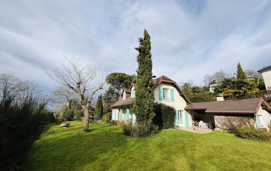 AIC IMMOBILIER : Maison / Villa | SERRES-MORLAAS (64160) | 136 m2 | 392 000 € 