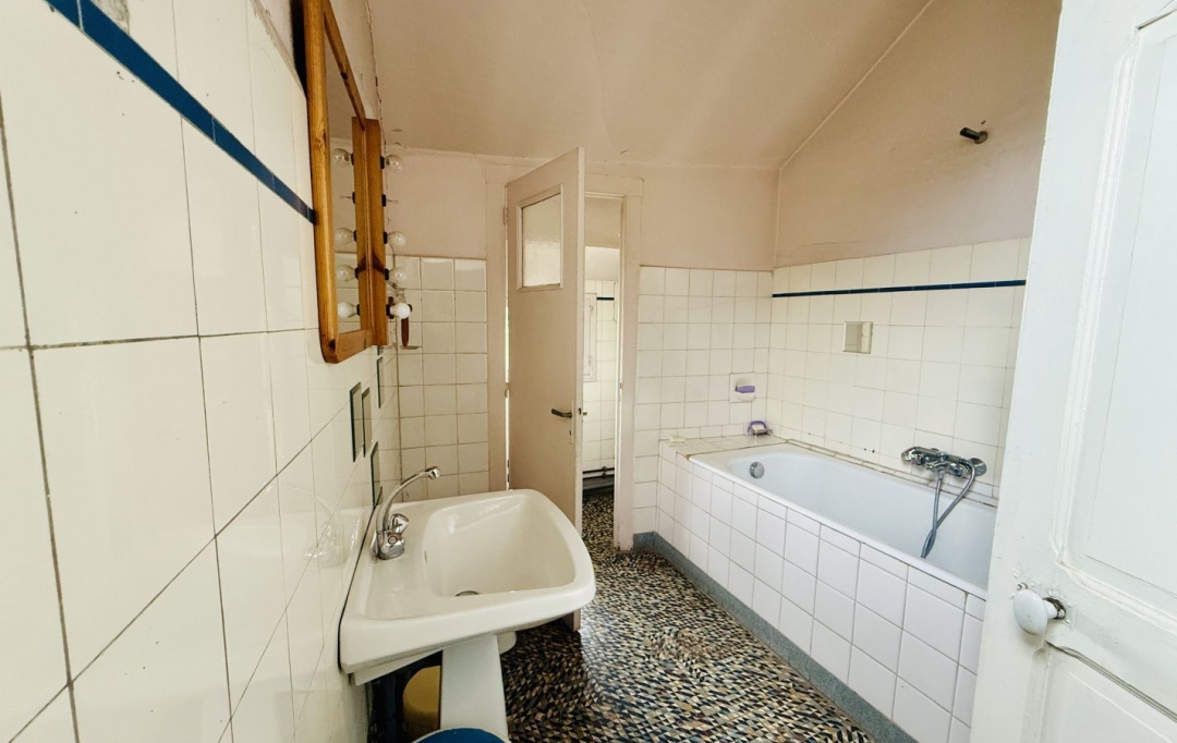 AIC IMMOBILIER : Maison / Villa | MEILLON (64510) | 220 m2 | 229 000 € 