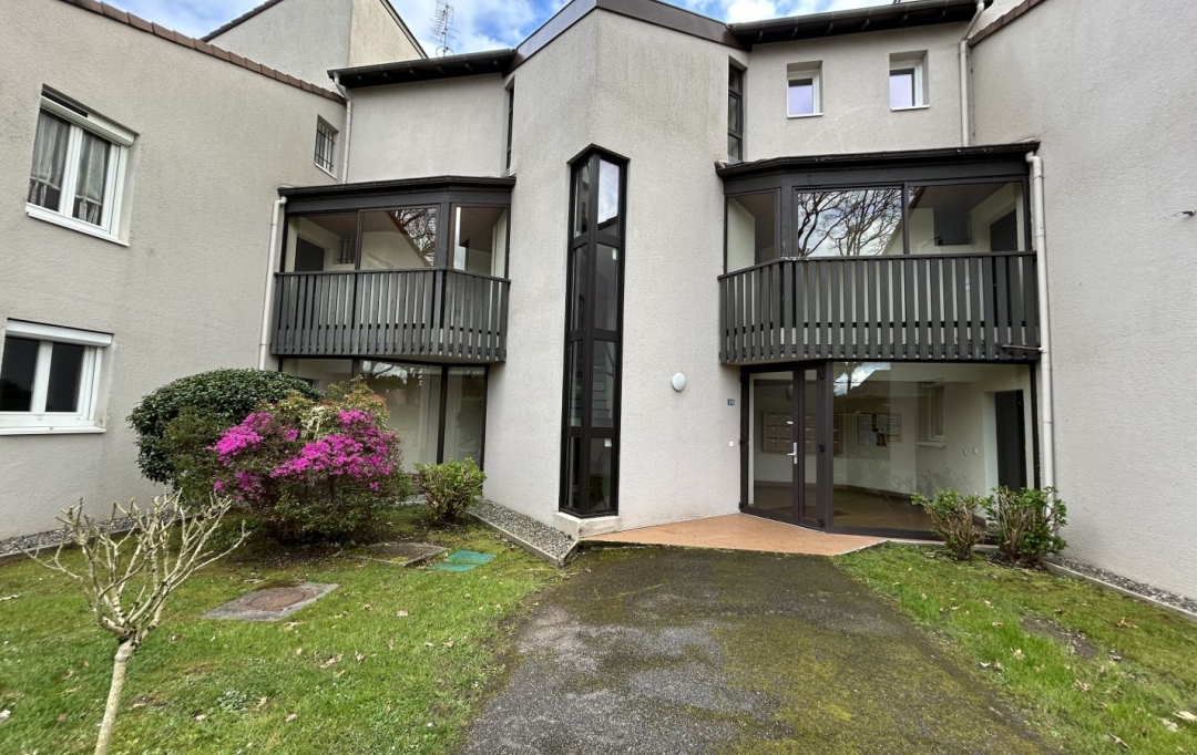 AIC IMMOBILIER : Appartement | LONS (64140) | 32 m2 | 77 000 € 