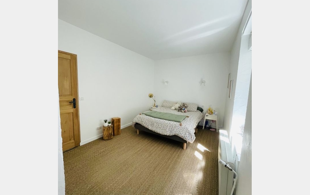 AIC IMMOBILIER : House | SAINT-LOUBES (33450) | 220 m2 | 598 000 € 