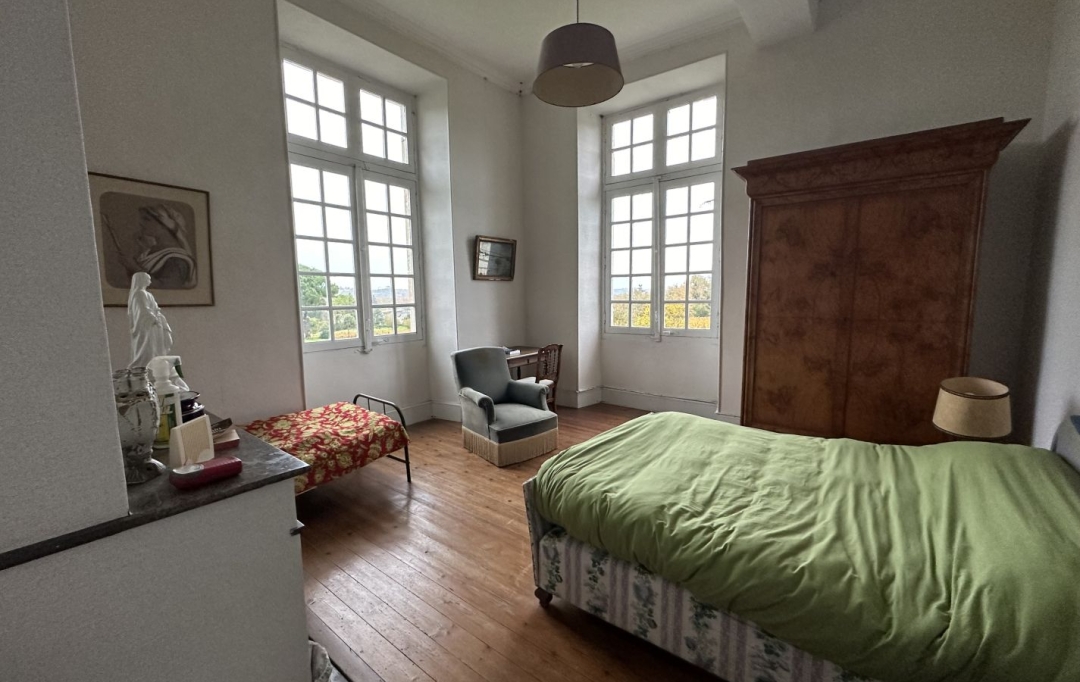 AIC IMMOBILIER : Domaines / Propriétés | FONTET (33190) | 528 m2 | 650 000 &euro; 