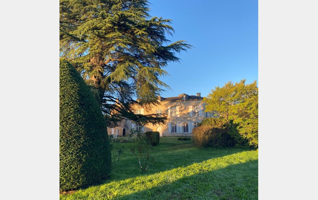 AIC IMMOBILIER : Domaines / Propriétés | FONTET (33190) | 528 m2 | 650 000 &euro; 