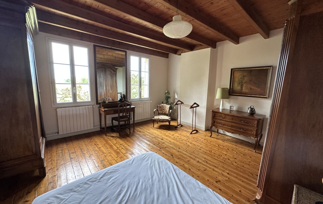 AIC IMMOBILIER : Maison / Villa | PUISSEGUIN (33570) | 180 m2 | 297 000 &euro; 