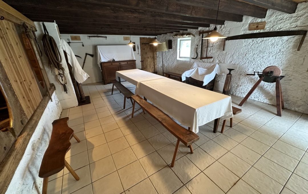 AIC IMMOBILIER : Maison / Villa | PUISSEGUIN (33570) | 180 m2 | 297 000 &euro; 