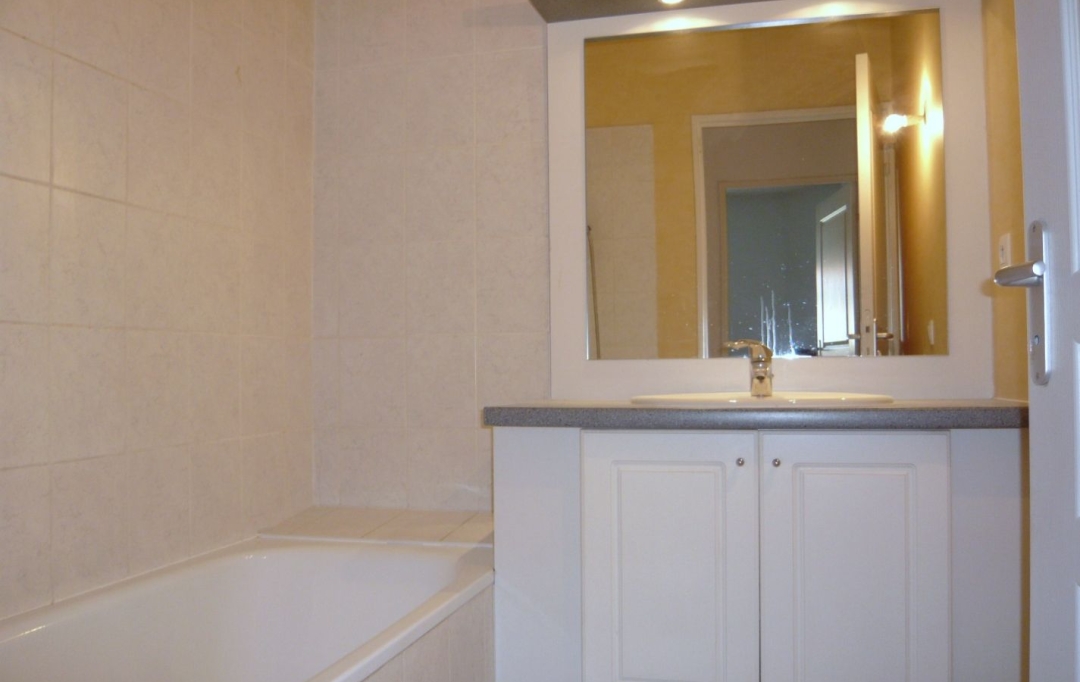 AIC IMMOBILIER : Appartement | LONS (64140) | 48 m2 | 129 000 &euro; 