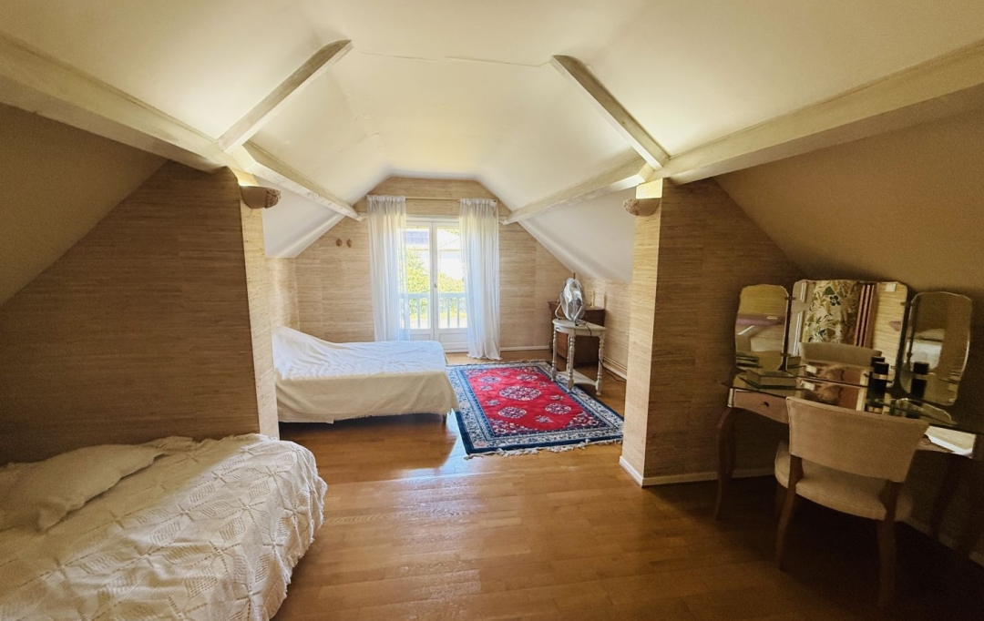 AIC IMMOBILIER : Maison / Villa | GELOS (64110) | 166 m2 | 365 000 &euro; 