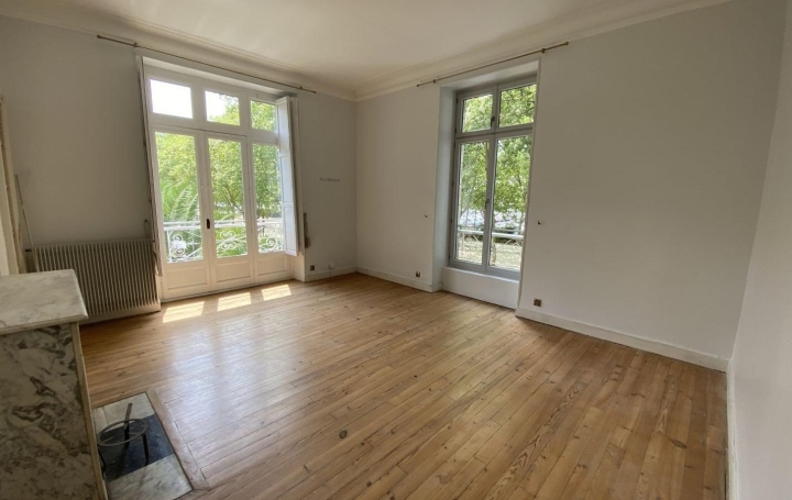 Appartement P2   PAU  67 m2 750 € 