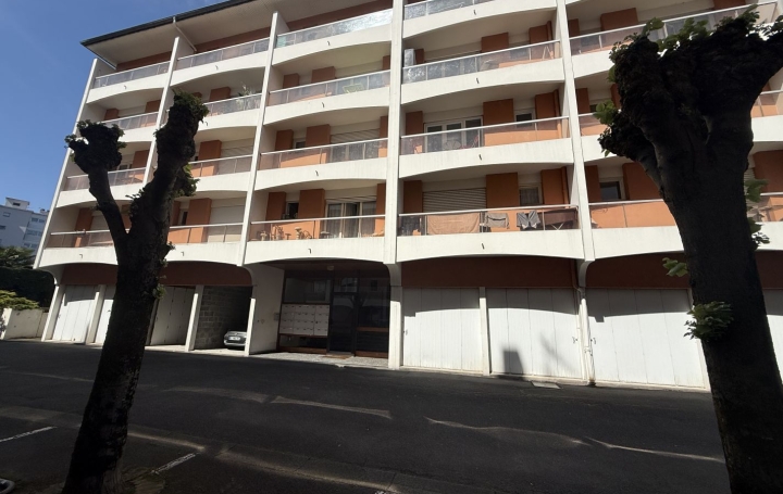  AIC IMMOBILIER Appartement | PAU (64000) | 32 m2 | 650 € 