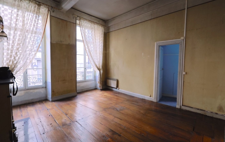 Appartement P4 PAU 143 m2 232 500 € Appartement P4 PAU 143 m2 232 500 €