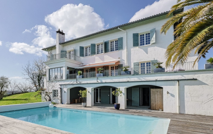  AIC IMMOBILIER Domaines / Propriétés | JURANCON (64110) | 386 m2 | 1 395 000 € 