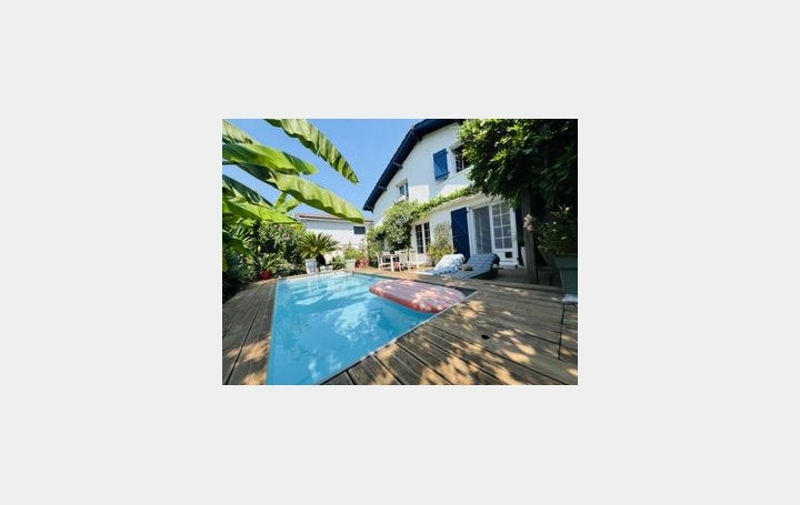 Maison   BIARRITZ  185 m2 1 330 000 € 